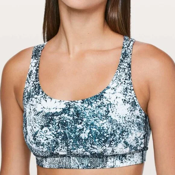 Lululemon Cross-Strap Sports Bra – Size 4 (Wildwood Multi) - Picture 6 of 7